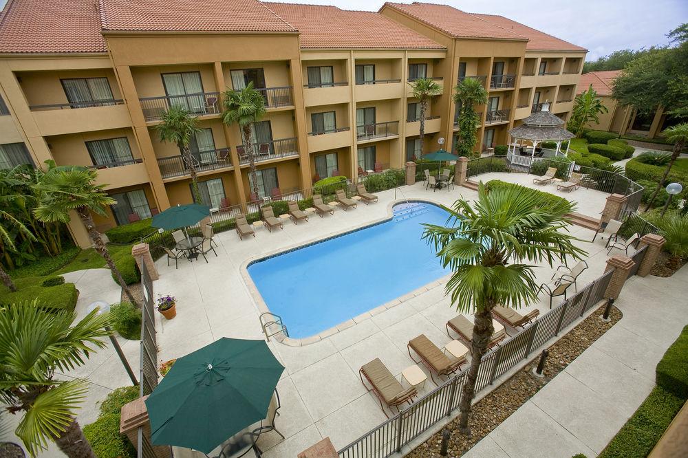 Courtyard By Marriott San Antonio Downtown Exterior foto