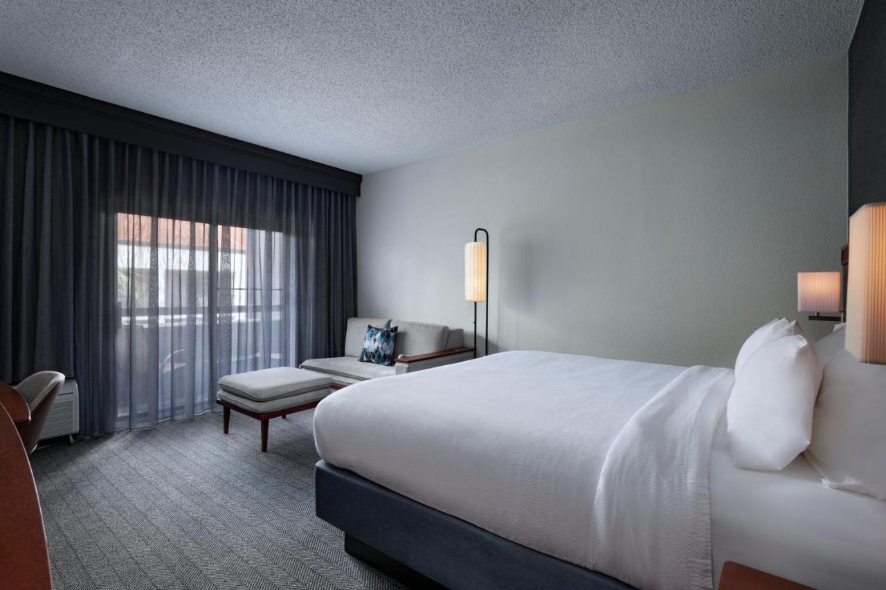 Courtyard By Marriott San Antonio Downtown Exterior foto