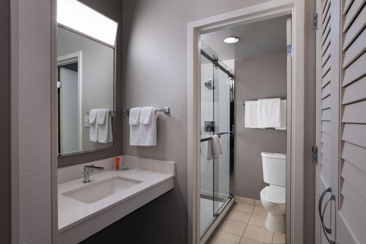Courtyard By Marriott San Antonio Downtown Exterior foto