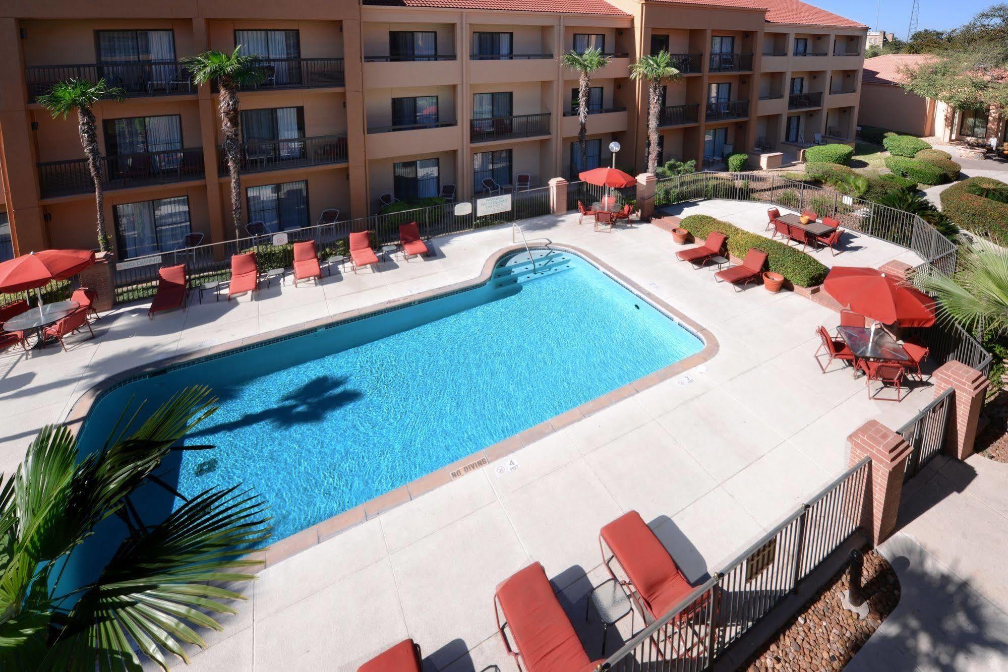 Courtyard By Marriott San Antonio Downtown Exterior foto